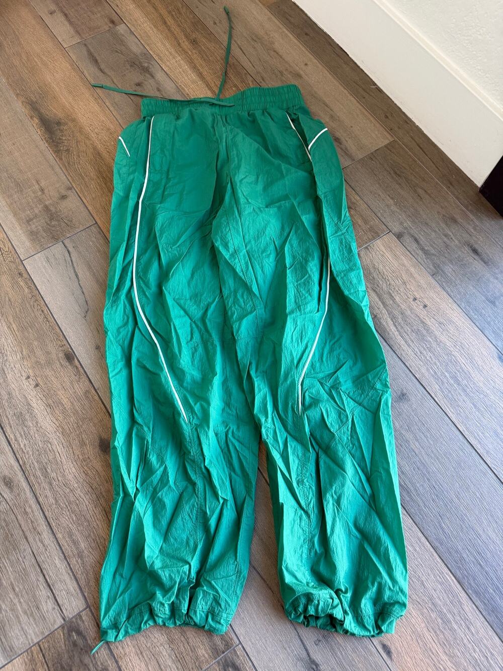 License to Train Mid-Rise Lightweight Jogger cascadia green size 4